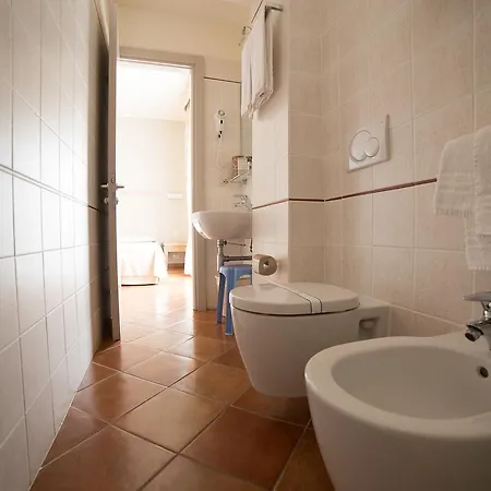 米拉马雷酒店 3* 卡斯蒂里昂纳·德拉佩