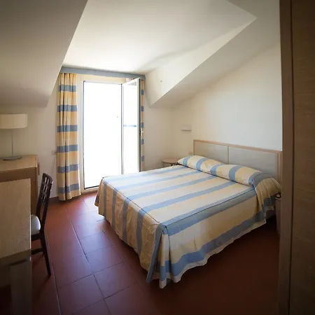 米拉马雷酒店 3*