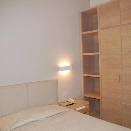 Miramare Hotel 3*