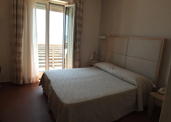 Miramare Hotell