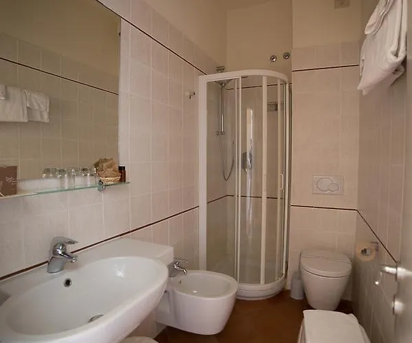 Hotell Miramare 3*